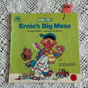 Sesame Street Ernie's Big Mess Book